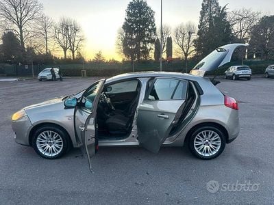 Usata Fiat Bravo Dynamic 90 CV (66 kW) 2009 Grigio Utilitaria