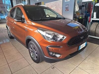 Usata Ford Ka Active 86 CV (63 kW) 2019 Marrone Berlina