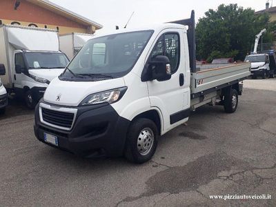 Usata Peugeot Boxer 130 CV (95 kW) 2018 Gray Furgone