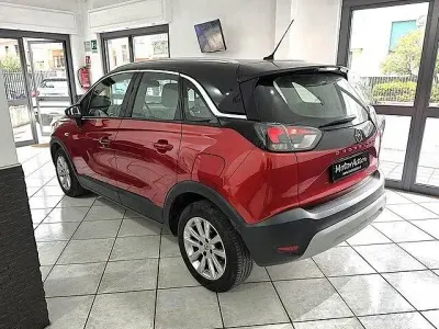 Usata Opel Crossland X Design & Tech 120 CV (88 kW) 2022 Rosso SUV
