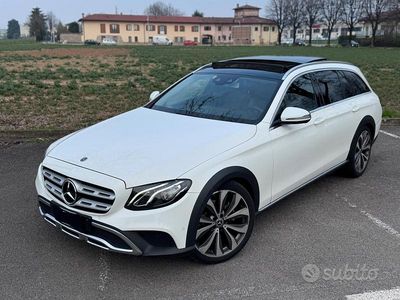 Usata Mercedes E220 All-Terrain Premium 194 CV (142 kW) 2018 Bianco Station wagon