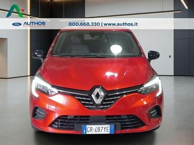 Usata Renault Clio V Techno 101 CV (74 kW) 2023 Arancione Berlina