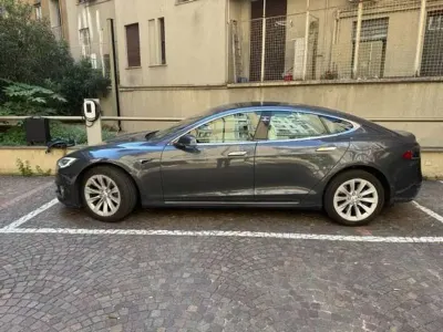 Usata Tesla Model S Long Range AWD 158 kW (215 CV) 2020 Grigio Utilitaria