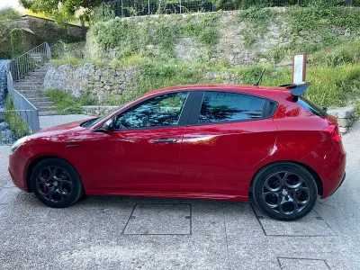 Usata Alfa Romeo Giulietta Veloce 120 CV (88 kW) 2016 Rosso Utilitaria