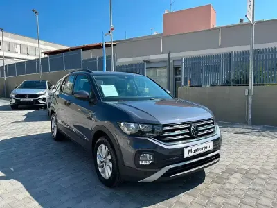 Usata VW T-Cross Style 95 CV (69 kW) 2023 Grigio SUV