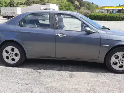 Begagnad Alfa Romeo 156 Progression 116 HK (85 kW) 2004 Grå Sedan