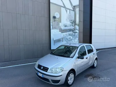 Usata Fiat Punto Classica 60 CV (44 kW) 2007 Grigio Utilitaria