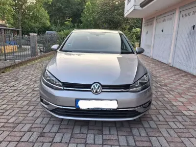 Usata VW Golf VII Join 116 CV (85 kW) 2018 Argento Berlina