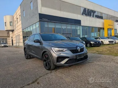 Usata Renault Arkana R.S. 94 CV (69 kW) 2022 Grigio SUV