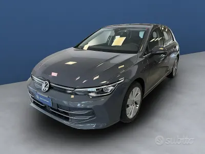 Begagnad VW Golf VIII Style 150 HK (110 kW) 2025 Grå Sedan