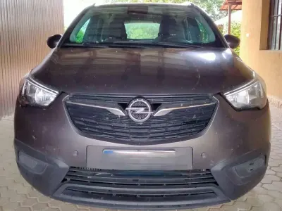 Usata Opel Crossland X S 102 CV (75 kW) 2019 Marrone SUV