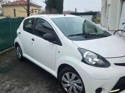 Usata Toyota Aygo 2012 Bianco Utilitaria