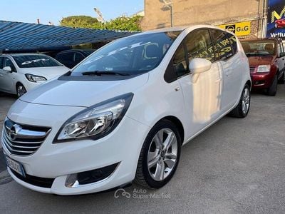 Usata Opel Meriva 120 CV (88 kW) 2014 Bianco Monovolume