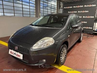 Grigio Usata 2009 Fiat Grande Punto Dynamic Utilitaria | 2990 € (Buon prezzo)