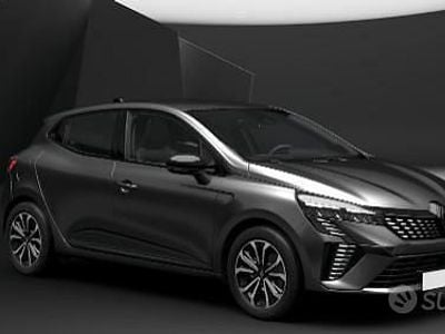 Nuova Renault Clio V Techno 100 CV (73 kW) 2025 Grigio Berlina