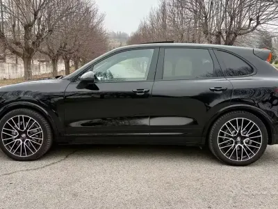 Usata Porsche Cayenne 250 CV (183 kW) 2017 Nero SUV