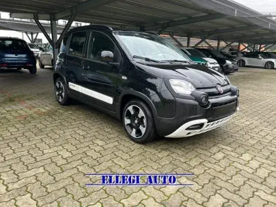 Nuova Fiat Panda Cross Cross 69 CV (50 kW) 2025 Nero Utilitaria