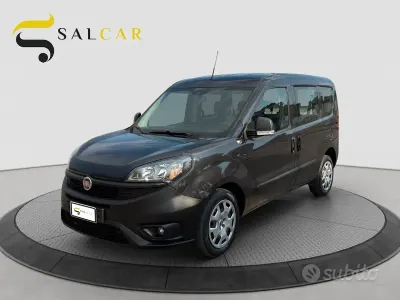 Usata Fiat Doblò Lounge 95 CV (69 kW) 2019 Nero Monovolume