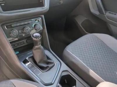 Usata VW Tiguan 130 CV (95 kW) 2020 Bianco SUV