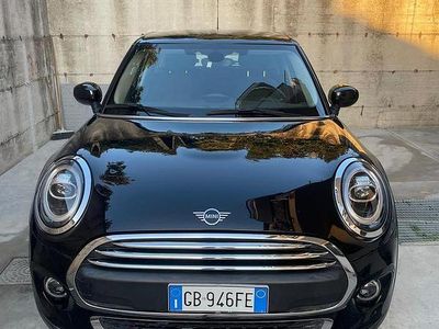 Usata Mini ONE 102 CV (75 kW) 2020 Nero Utilitaria