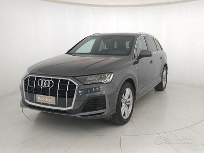 Usata Audi Q7 340 CV (250 kW) 2023 Grigio scuro SUV
