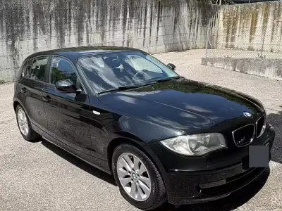 Usata BMW 116 116 CV (85 kW) 2009 Nero Utilitaria