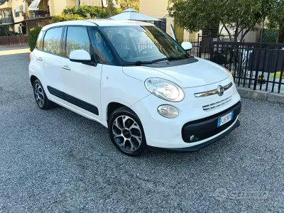 Usata Fiat 500L Lounge 95 CV (69 kW) 2017 Bianco Monovolume