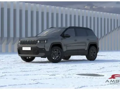 Nuova Jeep Compass 144 CV (105 kW) 2026 Yosemite con tetto nero SUV
