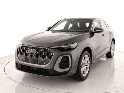 Nuova Audi Q5 S-Line 204 CV (150 kW) 2025 Grigio SUV