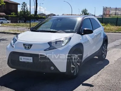 Käytetty Toyota Aygo X Trend 72 HP (52 kW) 2024 Musta Katumaasturi