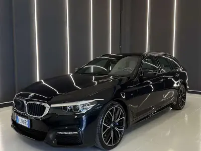 Usata BMW 530 M Sport 265 CV (194 kW) 2018 Blu/azzurro Station wagon