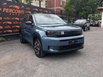 Nuova Fiat Grande Panda Icon 111 CV (81 kW) 2025 Blu Utilitaria