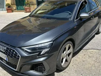 Usata Audi A3 S-Line 116 CV (85 kW) 2022 Grigio Berlina