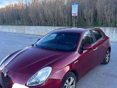 Usata Alfa Romeo Giulietta 105 CV (77 kW) 2013 Rosso Utilitaria