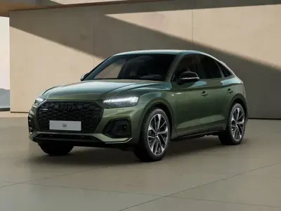 Nuova Audi Q5 Sportback Ambiente 204 CV (150 kW) 2025 Verde district metallizzato SUV