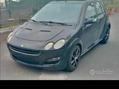 Nero Usata 2005 Smart ForFour Utilitaria | 2000 € (Cara)