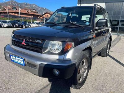 Usata Mitsubishi Pajero 120 CV (88 kW) 1999 Nero SUV