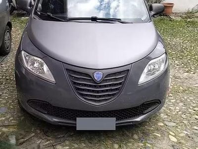 Usata Lancia Ypsilon 2014 Grigio Utilitaria