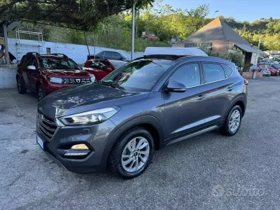 Usata Hyundai Tucson Xpossible 136 CV (100 kW) 2016 Grigio SUV