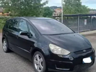 Begagnad Ford S-MAX