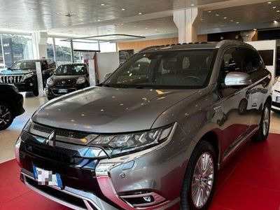 usata Mitsubishi Outlander P-HEV Outlander 2.4 MIVEC 4WD PHEV Diamond SDA