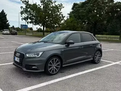 Usata Audi A1 Sportback Sport 116 CV (85 kW) 2016 Grigio Utilitaria