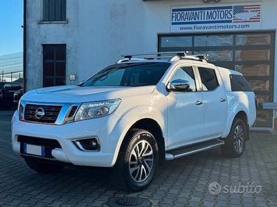 Usata Nissan Navara Tekna 190 CV (139 kW) 2016 Bianco Pick-up