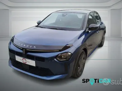 Nuova Lancia Ypsilon 101 CV (74 kW) 2025 Antracite Utilitaria