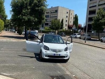 Usata Smart ForFour 71 CV (52 kW) 2016 Bianco Utilitaria