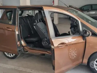 Usata Ford B-MAX 90 CV (66 kW) 2015 Marrone Monovolume