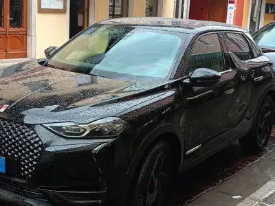 Usata DS Automobiles DS3 102 CV (75 kW) 2019 Nero Monovolume