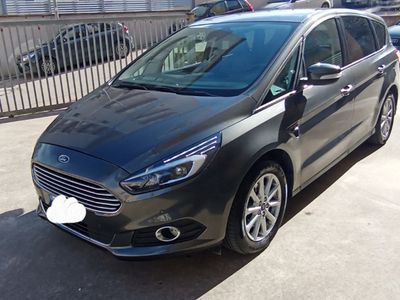 Usata Ford S-MAX Business Edition 2016 Grigio Monovolume