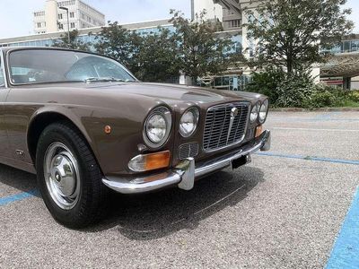 Usata Jaguar XJ6 S 245 CV (180 kW) 1970 Marrone Berlina