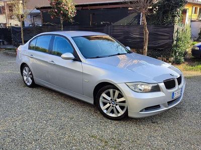 Usata BMW 320 163 CV (119 kW) 2005 Argento Berlina